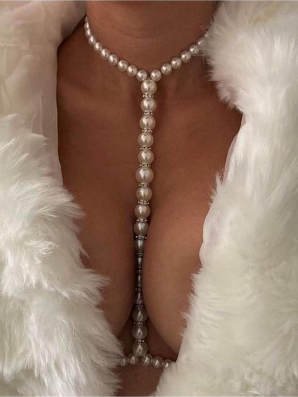Sexy🔥 Trendy Pearl Y-Drop Body Chain Necklace in Ivory